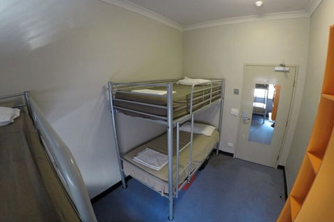 Global Backpackers - Port Douglas - Getaway Accommodation 7