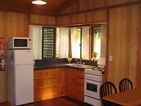 Hawke Brook Chalets - Getaway Accommodation 6