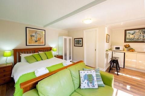 Holly Lodge - Getaway Accommodation 7