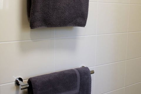 Highway Inn Motel - Getaway Accommodation 5