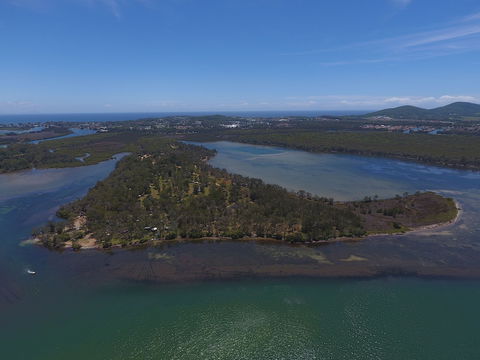 Lani's Holiday Island - Caravan Park - Getaway Accommodation 0