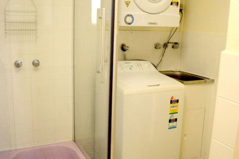 Hibiscus Heights - Getaway Accommodation 6