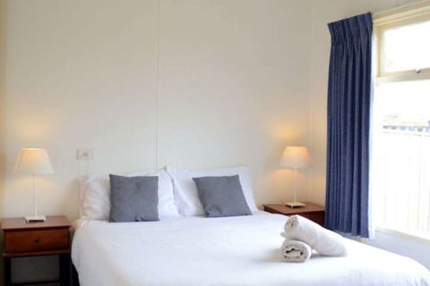 Hibiscus Heights - Getaway Accommodation 2