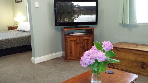 Daylesford Central Motor Inn - Getaway Accommodation 6