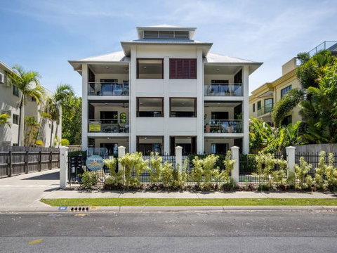 Oceansprey On The Beach - Getaway Accommodation 0