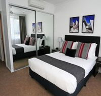 Under the Townsville Sun 694I - Getaway Accommodation