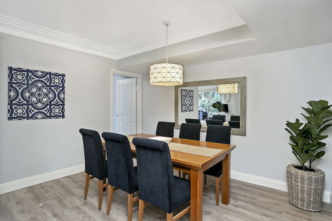 The Apartment Service CHATS - Getaway Accommodation 6