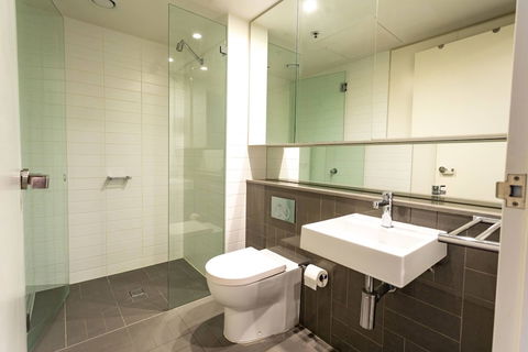 STAY&CO Serviced Apartments - Walker - Getaway Accommodation 4