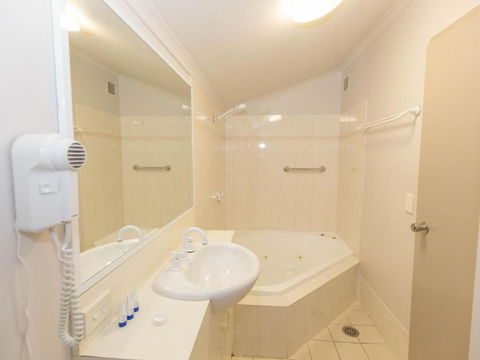 Horizons 219 / 10 Kosciuszko Road - Getaway Accommodation 3