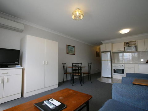 Horizons 417 / 10 Kosciuszko Road - Getaway Accommodation 1