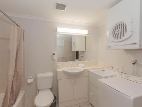 Horizons 417 / 10 Kosciuszko Road - Getaway Accommodation 2