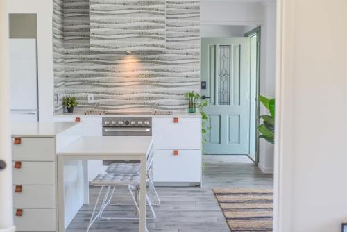 Kawana Waters QLD Getaway Accommodation