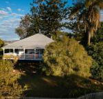 Stunning Queenslander - Getaway Accommodation