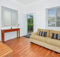Easy Going Holiday Unit On McKenzie MK6 - Getaway Accommodation