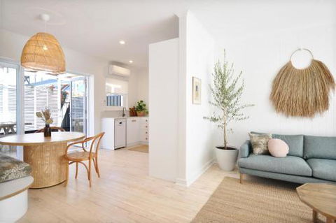 Pine At Arlos Refined Luxury In Glenelg - Getaway Accommodation 1