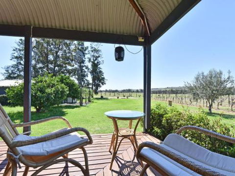 Soldiers Cottage Picturebook Vineyard Home - Getaway Accommodation 4