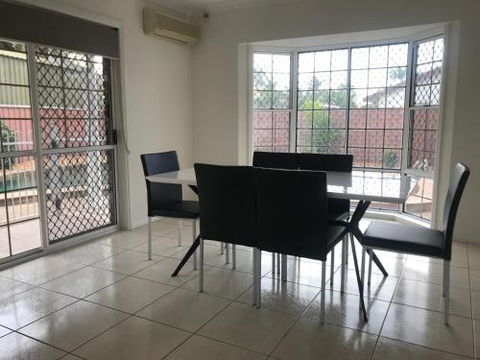 Townsville Wistaria Spacious Home - Getaway Accommodation 5