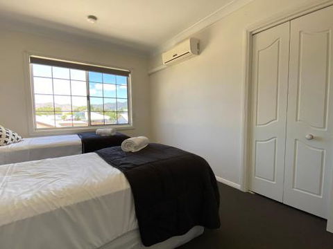 Townsville Wistaria Spacious Home - Getaway Accommodation 6