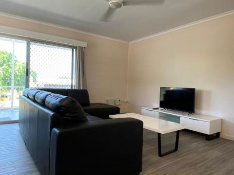 Townsville Wistaria Spacious Home - Getaway Accommodation 3
