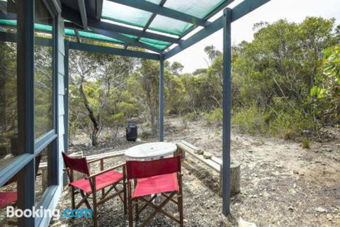 Honeyeaters Hideaway In Vivonne Bay - Getaway Accommodation 0