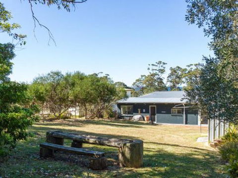 Palmwood At Hyams Beach 4pm Check Out Sundays - Getaway Accommodation 4