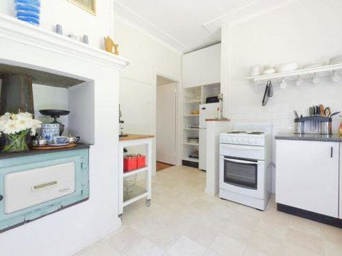 Redwood Cottage Burradoo Getaway Southern Highlands 4pm Check Out Sunday - Getaway Accommodation 4