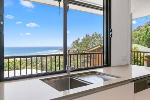 Tramican Street House - Getaway Accommodation 3