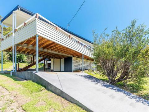Unwind At Hyams Beach 4pm Check Out Sundays - Getaway Accommodation 4