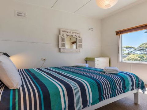 Unwind At Hyams Beach 4pm Check Out Sundays - Getaway Accommodation 3