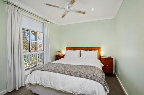 Hilldo Lovely Mountainside Accommodation - Getaway Accommodation 6
