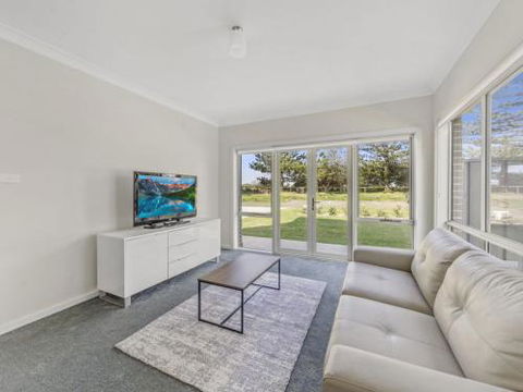SEA MIST Gerringong 4pm Check Out Sundays - Getaway Accommodation 2