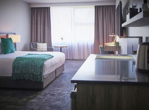 The Remington Orange - Getaway Accommodation 6