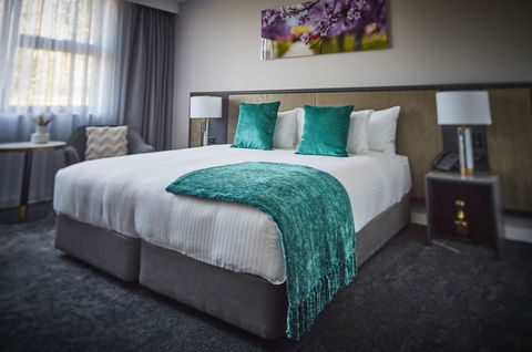 The Remington Orange - Getaway Accommodation 3