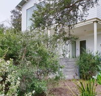 The White House Sandy Point - Getaway Accommodation