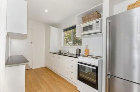 Rosella Cottage Waratah Bay - Getaway Accommodation 3