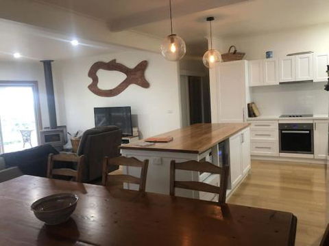 Mataluka At Fish Creek - Getaway Accommodation 4