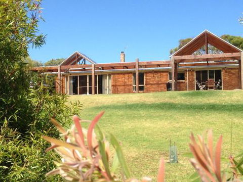 Summerside At 80 Sandy Point Rd Sandy Point - Getaway Accommodation 0