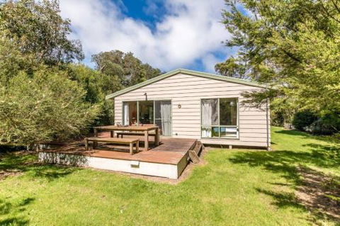Sixteen Ash Ave Sandy Point - Getaway Accommodation 1