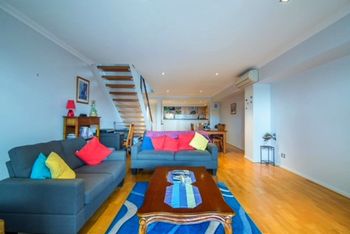 Spacious Apartment With Sea Views - Getaway Accommodation 4