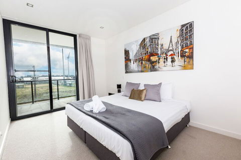 Trendy Self Contained City Apartment - Getaway Accommodation 6