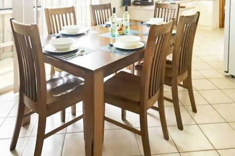 Rye Sleeps 10, Great Weekender - Getaway Accommodation 3