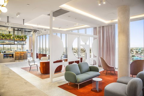 Holiday Inn Werribee, An IHG Hotel - Getaway Accommodation 4