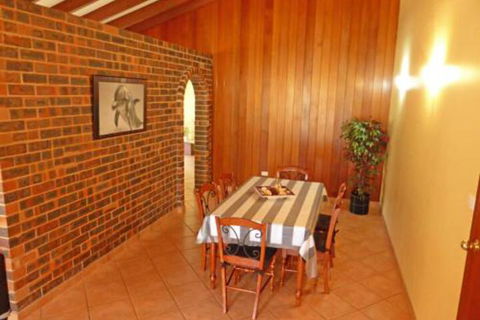 The Happy Shack At Callala Bay - Getaway Accommodation 6