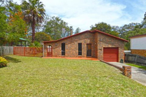 The Happy Shack At Callala Bay - Getaway Accommodation 0