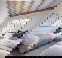 Discobulous 7 - Getaway Accommodation