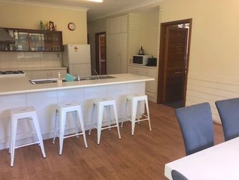 Caves Cottage - Getaway Accommodation 5