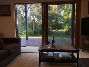Uringah Rejuvenate Stays - Getaway Accommodation 2