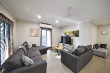 Seaclusion - Getaway Accommodation 1