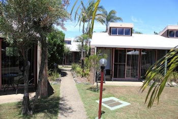 Crescent Head Resort & Conference Centre - Getaway Accommodation 0