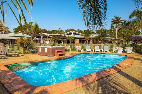Crescent Head Resort & Conference Centre - Getaway Accommodation 1